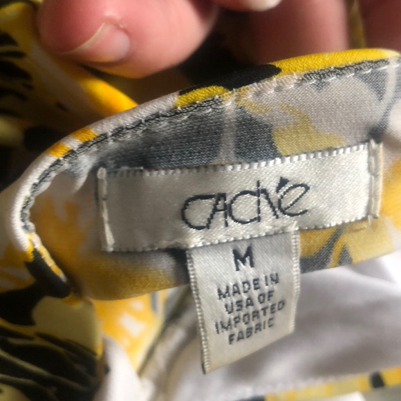 Cache Floral Halter - Picture 4 of 4